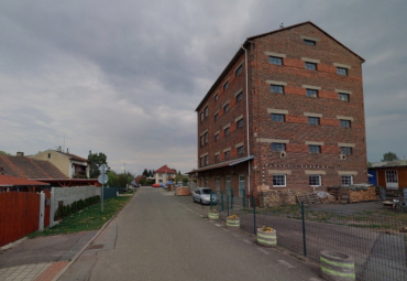 Dopravní omezení v sídlišti u bývalého sila