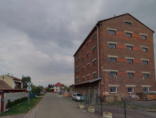 Dopravní omezení v sídlišti u bývalého sila