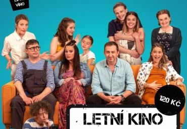 Střídavka - letní kino na hřišti