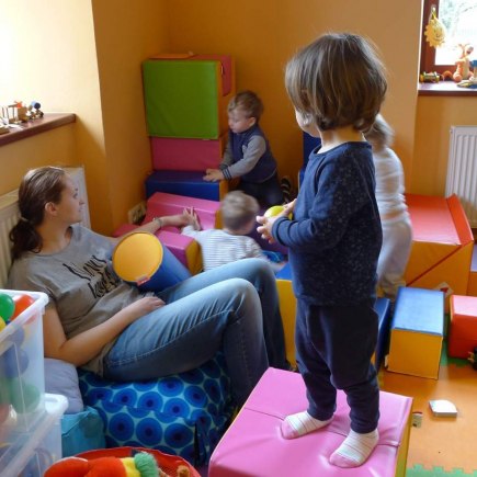 Dvoreček 19.3.2018 tvoření na jarmárek