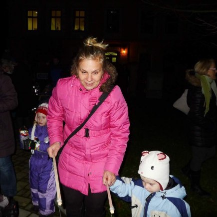 Dvoreček 29.11.2017 průvod světýlek