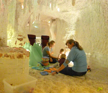 Dvoreček 10.10.2017 v solné jeskyni