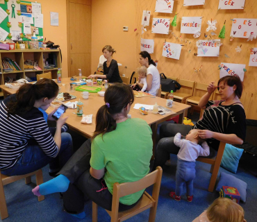 Dvoreček 21.2.2017 - Posezení s porodní asistentkou