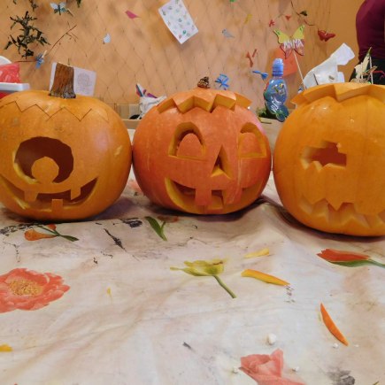 Dvoreček 25.10.2016 - Dýňové vyrábění