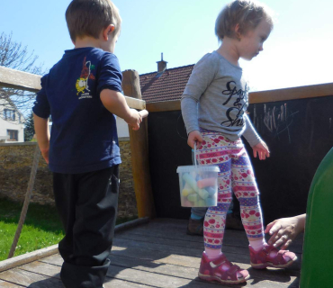 Dvoreček 10.5.2016 Motýlkování