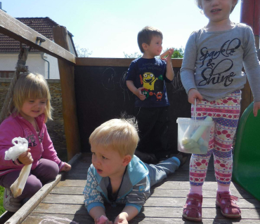 Dvoreček 10.5.2016 Motýlkování