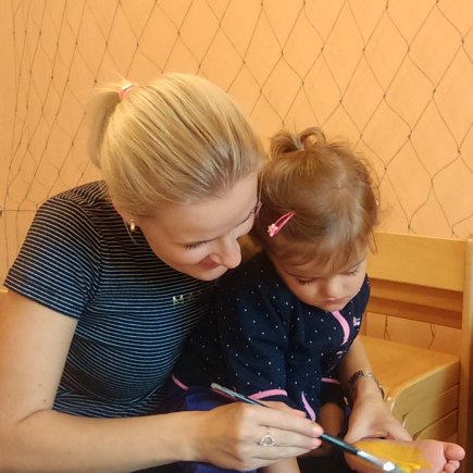 Dvoreček 15.9.2015 Otisky rukou a nohou