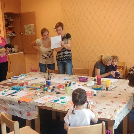 Dvoreček 15.9.2015 Otisky rukou a nohou