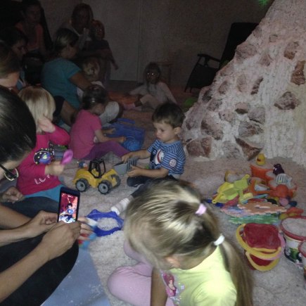 Dvoreček 18.8.2015 v solné jeskyni