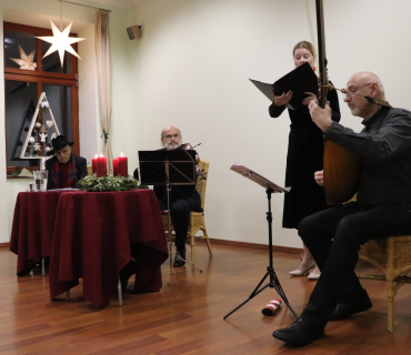 DateTimeOriginal - 2021-12-12 19:33:40