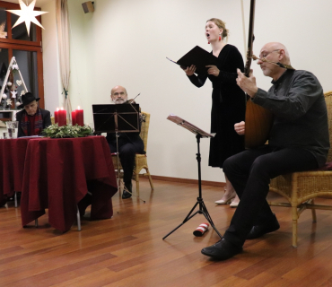 DateTimeOriginal - 2021-12-12 19:33:44