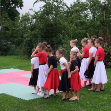 Vystoupení Černilovských Blešek a Blech na Semonickém ořechobraní 7. 9. 2019