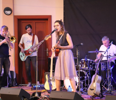 DateTimeOriginal - 2022-06-04 19:24:06