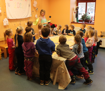 Adventní trh a výstava Betlému Boženy Pečené Sedláčkové 2. 12. 2022 KSD