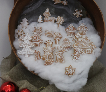 Adventní trh a výstava Betlému Boženy Pečené Sedláčkové 2. 12. 2022 KSD