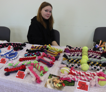 Adventní trh a výstava Betlému Boženy Pečené Sedláčkové 2. 12. 2022 KSD