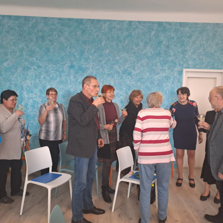 Předávání certifikátů absolventům kurzu genealogie VU3V 21. 3. 2024
