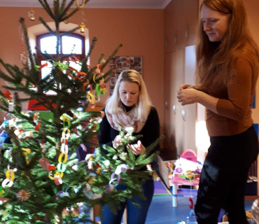 3.12.2019 - Zdobíme stromeček