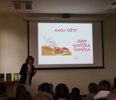 Spisovatelka Markéta Harasimová v Černilově