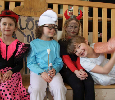 KLOBOUKOVÝ KARNEVAL 17.3.2013 