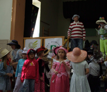 KLOBOUKOVÝ KARNEVAL 17.3.2013 