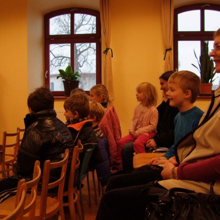 Předvánoční pohádky - loutkové soubory Blechy a Maminy Jaroměř - KSD Černilov 16.12.2012 