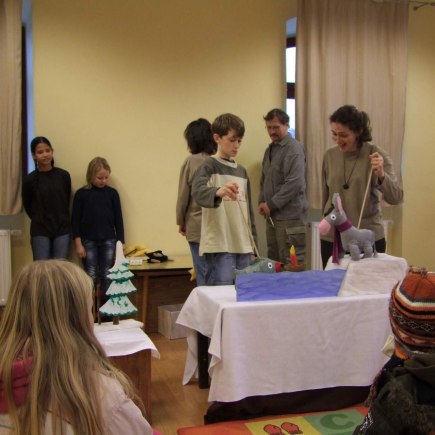 Předvánoční pohádky - loutkové soubory Blechy a Maminy Jaroměř - KSD Černilov 16.12.2012 