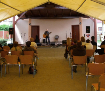 Černilovský dvůr 2012 od Jardy Kudrnáče