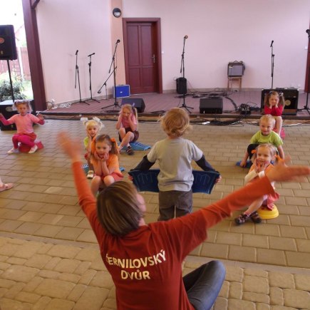 2.6.2012 ČERNILOVSKÝ DVŮR, foto od Katky J.
