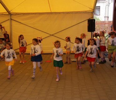 ČERNILOVSKÝ DVŮR 2012 od Míry