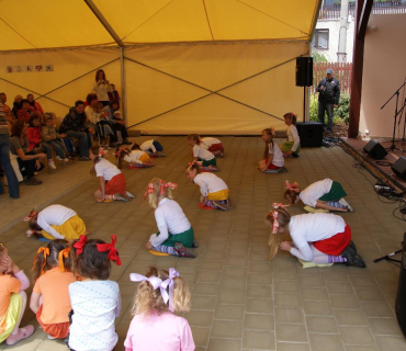 ČERNILOVSKÝ DVŮR 2012 od Míry