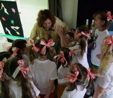 PRUHOVANÝ KARNEVAL 15.4.2012 Sokolovna - foto Jana Ž