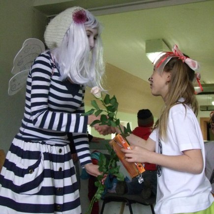 PRUHOVANÝ KARNEVAL 15.4.2012 Sokolovna - foto Jana Ž