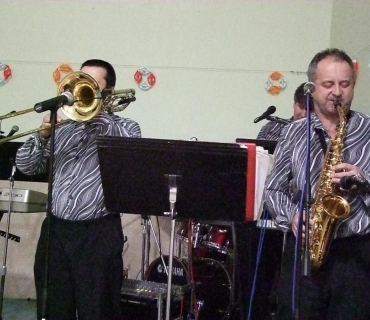 3.slavnostní ples Ulity Černilov - foto Jana Ž