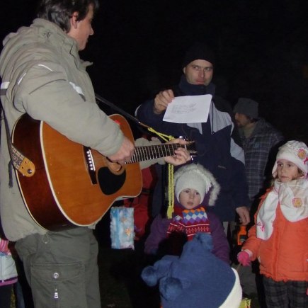 Průvod světýlek na uvítání Adventu 2011 