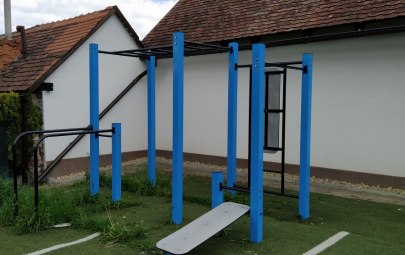 Workoutové hřiště u sokolovny Workoutové hřiště u sokolovny